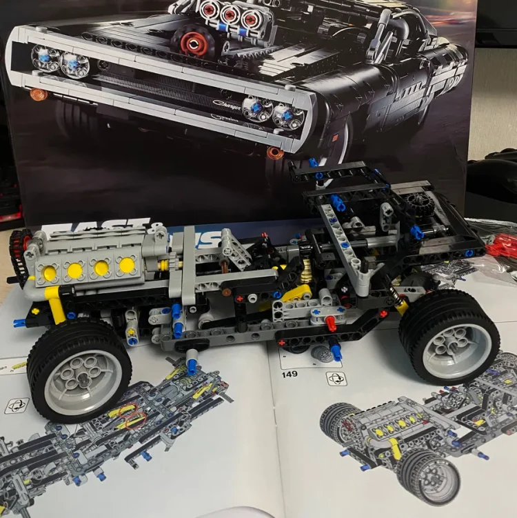 Charger 1970: Muscle Car Clásico (1077 pzas)